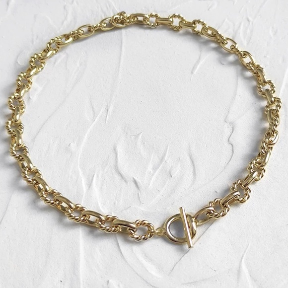 18K Gold Layered Chunky Punk Lock Choker Necklace - Picture 6 of 9